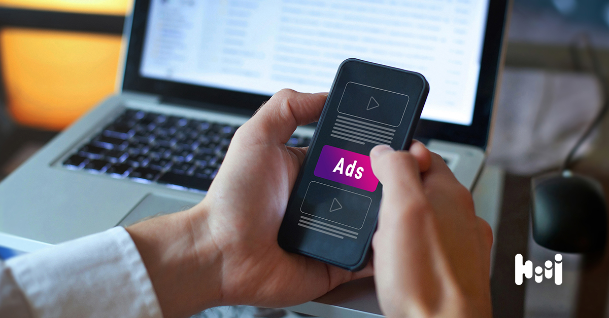 A phone displaying a display ad.